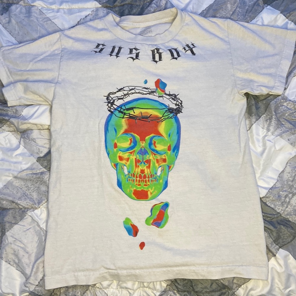 SUS BOY shirt, size Small feels more like a medium